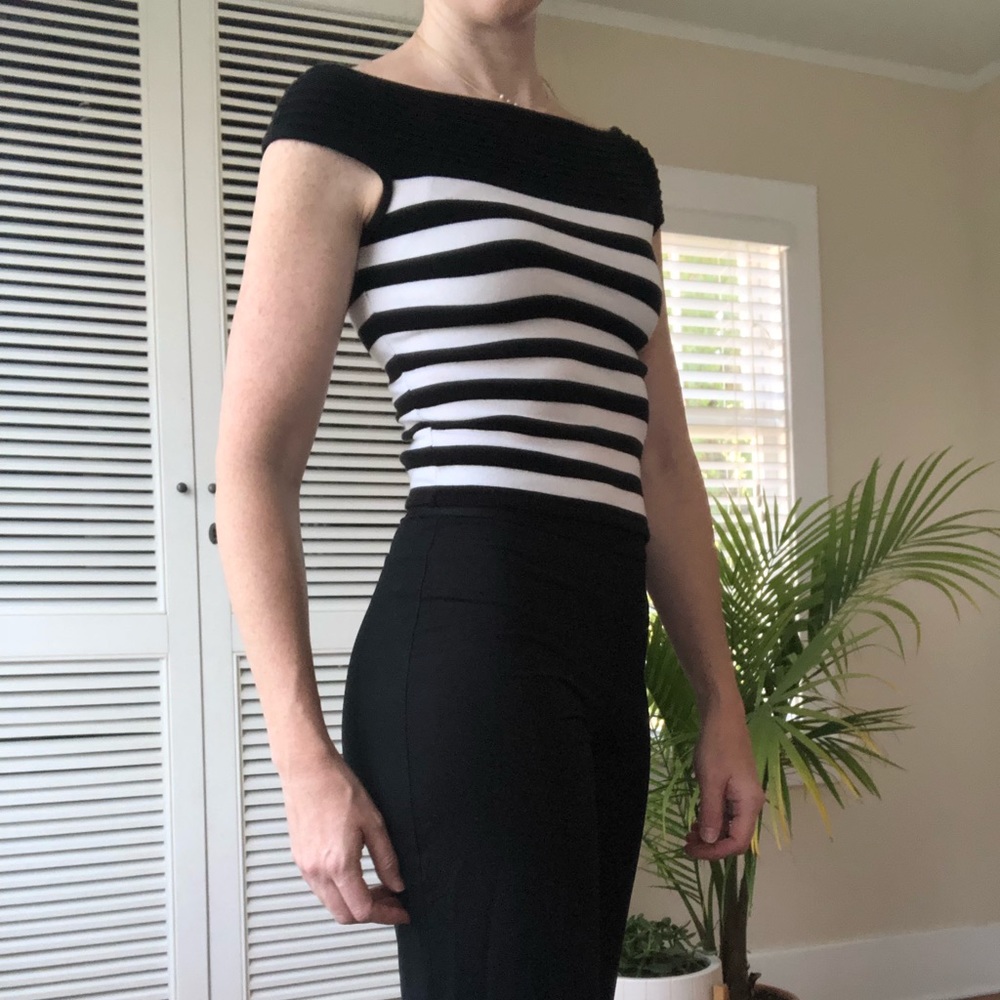 🛍️ Striped crop top